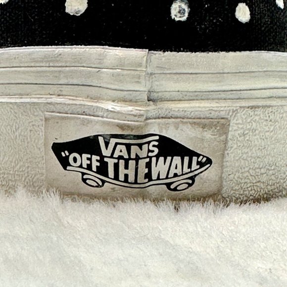 Custom One of A Kind Hand Painted Star Wars Mandalorian & Grogu Vans Unisex 5.5 - Picture 9 of 12